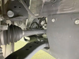 お車を安心してお乗りいただく為には、足回りの定期点検が欠かせません。サービスサポート(有償保証)では無料点検もご提供しており、安心のカーライフをお過ごしいただけるサポート体制が整っています。
