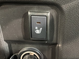 シートヒーターが付いています!寒い日に便利な装備ですね。