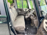 運転席シート廻りは使用感も少なく、良好な状態となっています。丁寧に使われていたことがよくわかりますね。