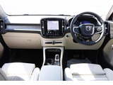 XC40 ウルトラ B4 AWD 4WD 