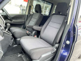 お車の販売と共に、自動車保険もご紹介しております。 弊社取り扱い会社と同じであれば日産独自のサービスもあります。
