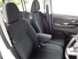 運転席シート画像になります。