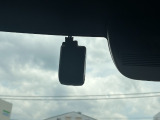 前方・後方の映像を高画質で記録し、事故やあおり運転など万が一の際の状況確認に役立ちます。車両との高い適合性と純正ならではの安心品質で、毎日のドライブをしっかりサポートします。