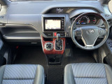 ヴォクシー 2.0 ZS 修復歴無し