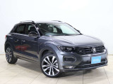 Das WeltAuto独自の項目チェックリストに基づき、入念に車両チェックとクリーニングを実施。美しく高品質な車をご提供します。