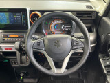 【純正革巻きステアリング】上質な革を使用することで、手にしっかり馴染みとても運転しやすいハンドルです♪
