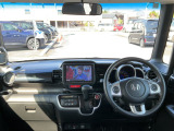 ミニバン並みの目線の高さなので前の見通しが良く運転しやすいです☆