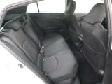 ゆとりある広々とした車内空間は、ドライブを始め買い物やレジャーなど、幅広く活躍します。一人でもみんなとでもお出かけを楽しみましょう!