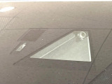 【スマートブレーキサポート】走行中に前方の車両等を認識し、衝突しそうな時は警報とブレーキで衝突回避と被害軽減をアシスト。より安全にドライブをお楽しみいただけます。
