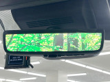 【デジタルインナーミラー】後席の大きな荷物や同乗者で後方が確認しづらい時でも安心!カメラが撮影した車両後方の映像をルームミラー内に表示。クリアな視界で状況の確認が可能です!