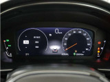 10.2インチデジタルグラフィックメーターで、速度表示やHonda SENSING作動表示などを、分かりやすく表示 見やすさを追求したメーターです。