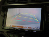 バックガイドモニターを装備しております。