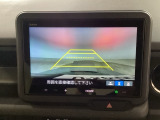 【バックカメラ】運転が苦手な方も車庫入れラクラクです!ギアをリバースに入れれば自動的に切り換わりますので、面倒な操作は不要です♪狭い駐車場もお車を傷つけず安心ですね!
