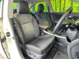 運転席シート廻りは使用感も少なく、良好な状態となっています。丁寧に使われていたことがよくわかりますね。