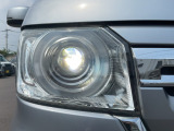 LEDヘッドライトが安全な夜間走行をサポートしてくれます♪照射範囲が広くなるので前方視界が全体的に明るくなり、夜間走行をしっかりアシスト♪