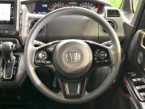 【ステアリングスイッチ】運転中、前方から目線をそらすことなく、オーディオ等の操作が可能な便利機能!安心&快適なドライブを演出してくれます♪