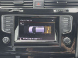 音と画像で障害物までの距離を把握できます。