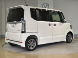 ご納車までの期間ですが、県内のお客様は1、2週間、県外のお客様は2、3週間ほどでご納車が可能となります。ただし、お支払いや書類の状況によっては多少の前後もありますので、その際には何卒ご了承下さい。
