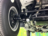 お車を安心してお乗りいただく為には、足回りの定期点検が欠かせません。サービスサポート(有償保証)では無料点検もご提供しており、安心のカーライフをお過ごしいただけるサポート体制が整っています。