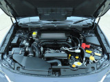 ■スバルと言えば水平対向エンジン。車体の低い位置に搭載されているので、万一の衝突時には、エンジンルームの下へ潜り込み、室内の乗員の被害軽減に貢献致します。