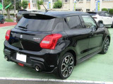 ユタカでは、自動車の販売の他、整備・板金・保険・ガソリンスタンドなど、お車に係る事業を幅広く展開しております。購入後のカーライフサポートも、全て当店にお任せ下さい!