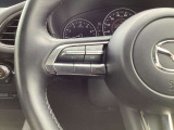 【ハンドルスイッチ】ハンドルを握ったまま、この車の快適装備を操作することが可能です☆詳しくは営業スタッフまでお尋ねください☆