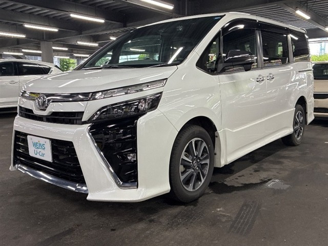ヴォクシー 2.0 ZS 煌III 4WD 