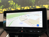 【12.3インチワイドナビ】高級感とインパクトのある大型ワイドナビを装備。各種オーディオ操作はもちろん、横長ワイド画面でのマップ2分割表示など、利便性も高いナビです♪
