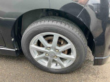 新車メーカー保証に準じた保証を1年間無償で受けられる「まごころ保証」、さらに保証を延長できる「まごころ保証プラス」「まごころ保証プラス&alpha;」をご用意しております。
