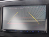 バックカメラも装備しています。気になる後ろの見通しや車庫入れにも大活躍!運転が困難な場所でもしっかりサポート!心強い味方のモニターです。【バックカメラ】付の車って1回乗るとクセになります。