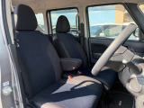ハッチバックをあけると荷物を積めるスペースが♪