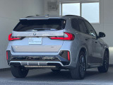 この度は弊社認定中古車をご覧いただき誠にありがとうございます。弊社はBMW 正規ディーラーですので遠方のお客様も安心してご購入下さい。ご不明な点がございましたらお気軽にお申し付けください。