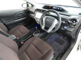 シンプルで使いやすいデザインの運転席です。