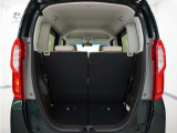コンパクトなボディでもたっぷり詰めます。普段のお買い物や通勤から、レジャーまで多彩な使い勝手で日々快適に使用していただけるお車です。