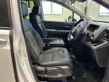 運転席・助手席にはシートヒーターを装備しておりますので、快適にお使いいただけます!