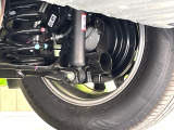 お車を安心してお乗りいただく為には、足回りの定期点検が欠かせません。サービスサポート(有償保証)では無料点検もご提供しており、安心のカーライフをお過ごしいただけるサポート体制が整っています。