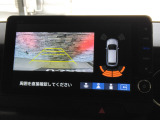 リアカメラがついているので、駐車や後進の際にとても便利です♪