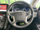 【純正革巻きステアリング】上質な革を使用することで、手にしっかり馴染みとても運転しやすいハンドルです♪