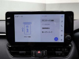 ETC2.0とは、道路沿いに設置されたITSスポットとETC2.0通信対応車載機との間の高速・大容量通信により、広範囲の渋滞・規制情報提供や安全運転支援など受けられる運転支援サービス