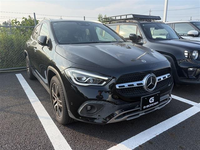 GLAクラス GLA200d 4マチック 4WD 禁煙車 純正10.2インチナビ フルセグTV