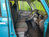 運転席シート廻りは使用感も少なく、良好な状態となっています。丁寧に使われていたことがよくわかりますね。