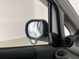 補助ミラーがついております。