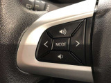 【ステアリングスイッチ】左です。ハンドルから手を離さず、運転に集中したまま手元でオーディオ操作等ができます。