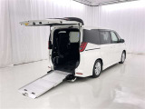 福祉車両になります。