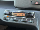 エアコンも搭載されておりますので自分の好きな温度、風量に合わせて快適に運転できますね!