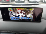 車内の温度調整も簡単楽々デュアルオートエアコン!