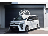 KUHL特選車入庫しました!大型ナビゲーション、後席モニターなど 大人気装備をインストールしたヴォクシーのご案内です。お早めのご検討を宜しくお願い致します!