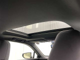サンルーフ装備車両! 晴れやかな気分でドライブを楽しむことが出来ますよ♪