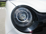 明るいLEDヘッドライトで、夜道も安心して運転して頂けます。