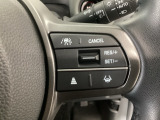 【アダプティブ・クルーズ・コントロール】予め設定した車速内でクルマが自動的に加減速。 前走車との適切な車間距離を維持しながら追従走行し、高速道路でのドライバーの疲労を軽減してくれる嬉しい機能付♪
